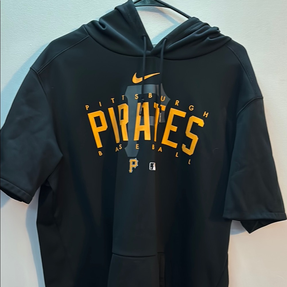 Pittsburgh Pirates Black T-Shirt